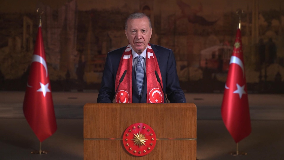 Erdoğan\'dan A Milli Futbol Takımı\'na destek mesajı: \'Yeni bir destanı yazmanın tam zamanı\'