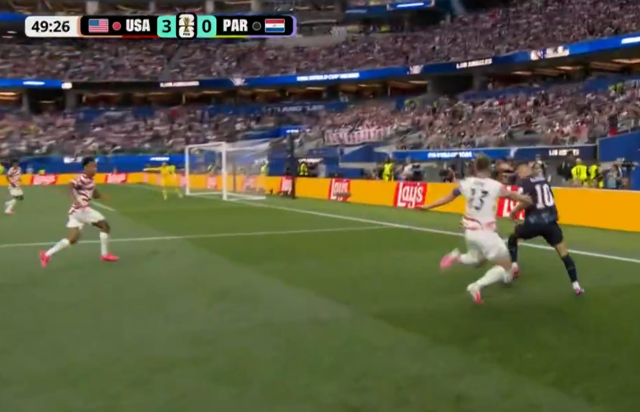 Dünya Kupası'nda bir ilk yaşandı! VAR kararı futbol tarihine geçti