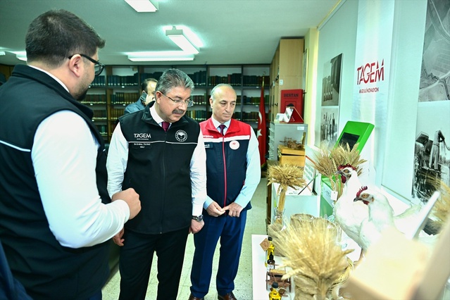 Vali Yılmaz, Tarımsal Araştırma Enstitüsünü Ziyaret Etti