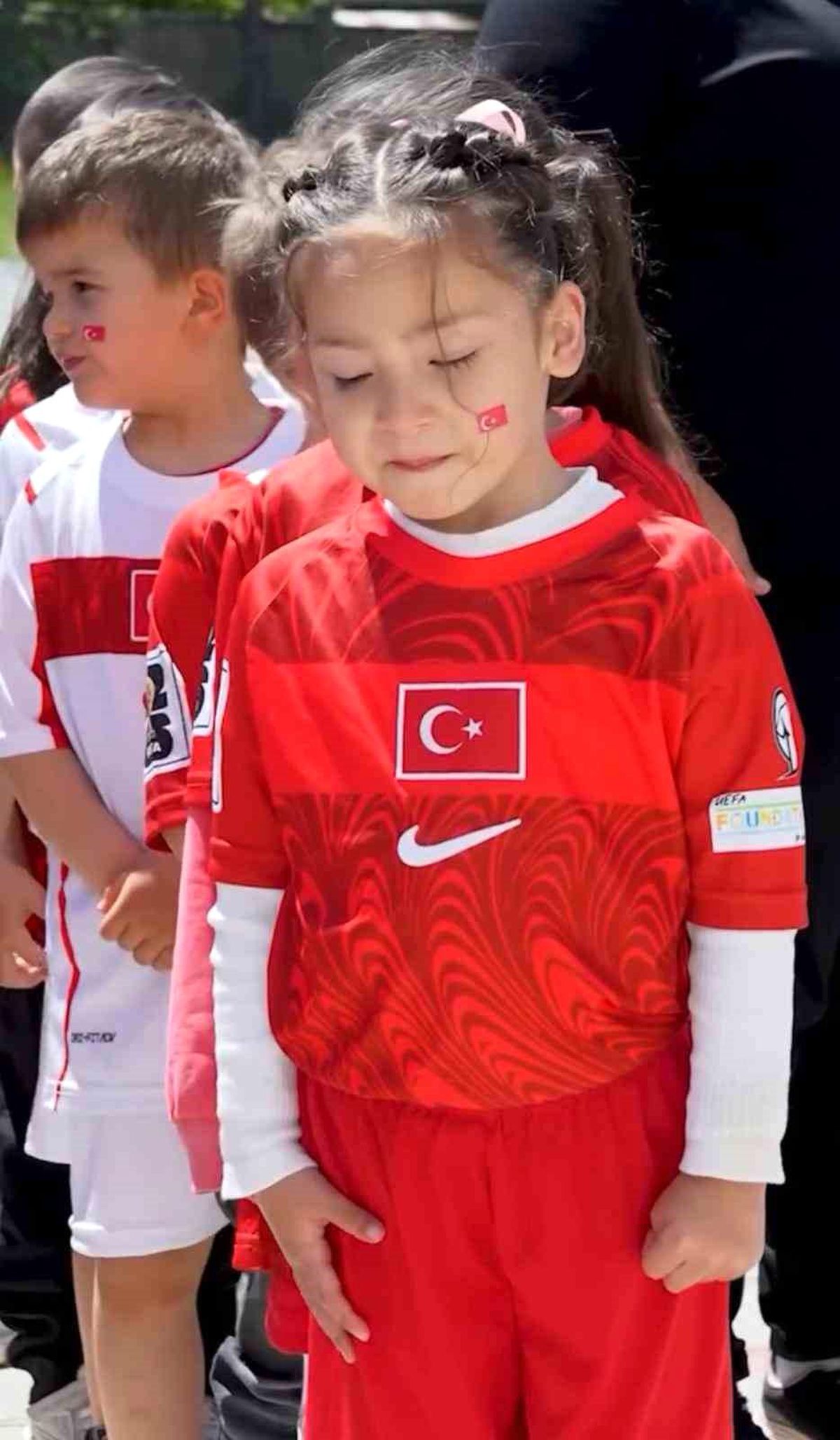 Felahiye\'den A Milli Takıma Destek Klipi