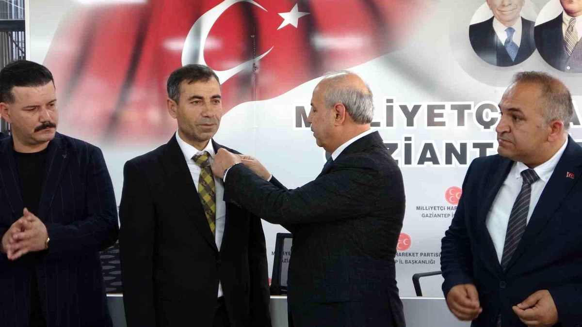 Gaziantep\'te 300 kişi MHP\'ye katıldı