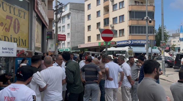 Husumetlisine sokak ortasında pusu kurup kurşun yağdırdı