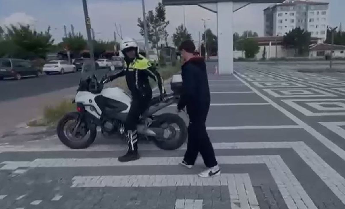 Kayseri\'de LGS Adaylarına Polis Desteği