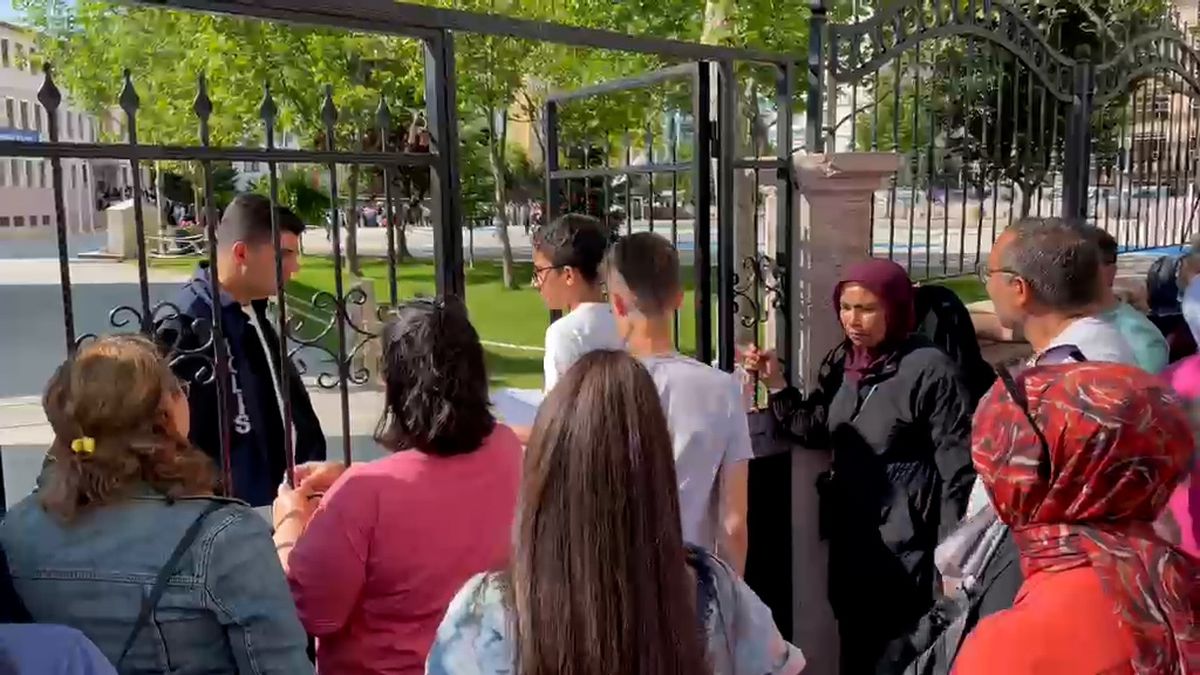LGS Sınavı Heyecanı Konya\'da Başladı