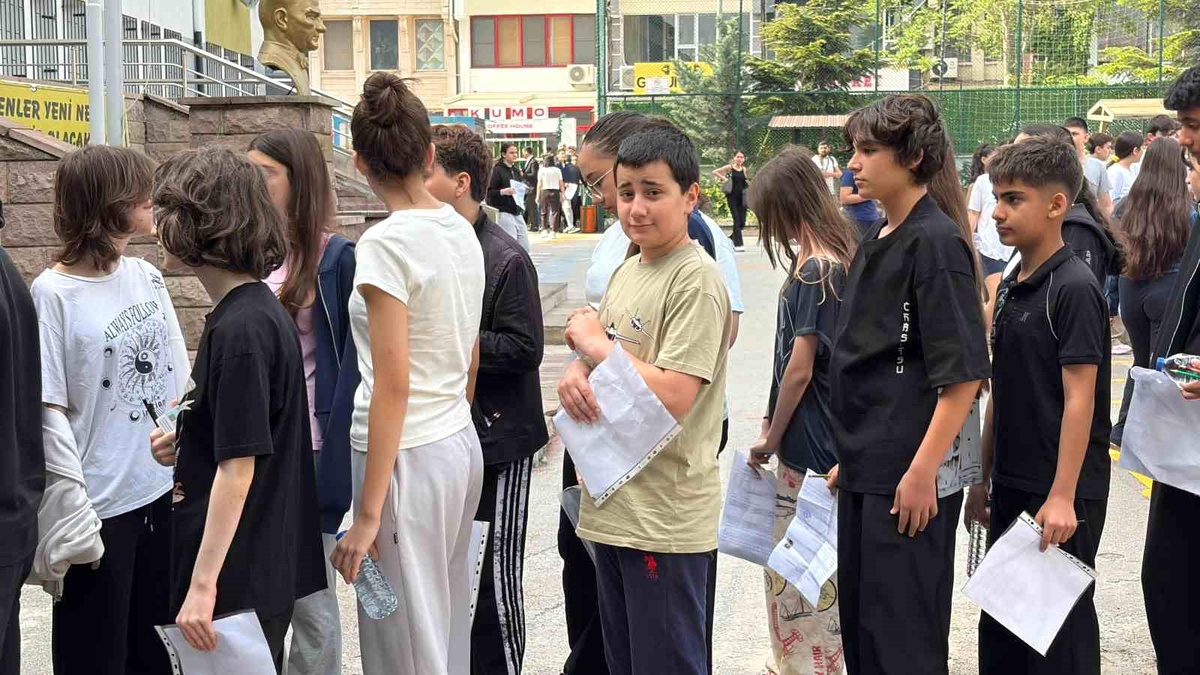 LGS Sınavı Başladı