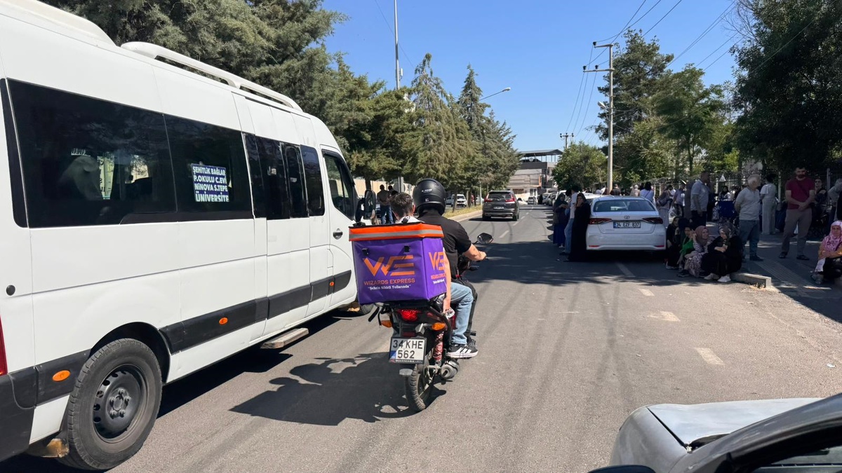 Diyarbakır\'da Sınav Koşuşturması