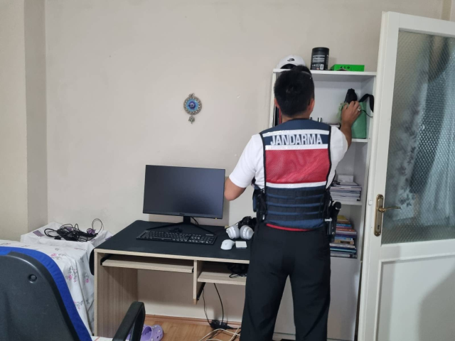 MİT'ten siber operasyon! Kredi kartı şebekesi çökertildi