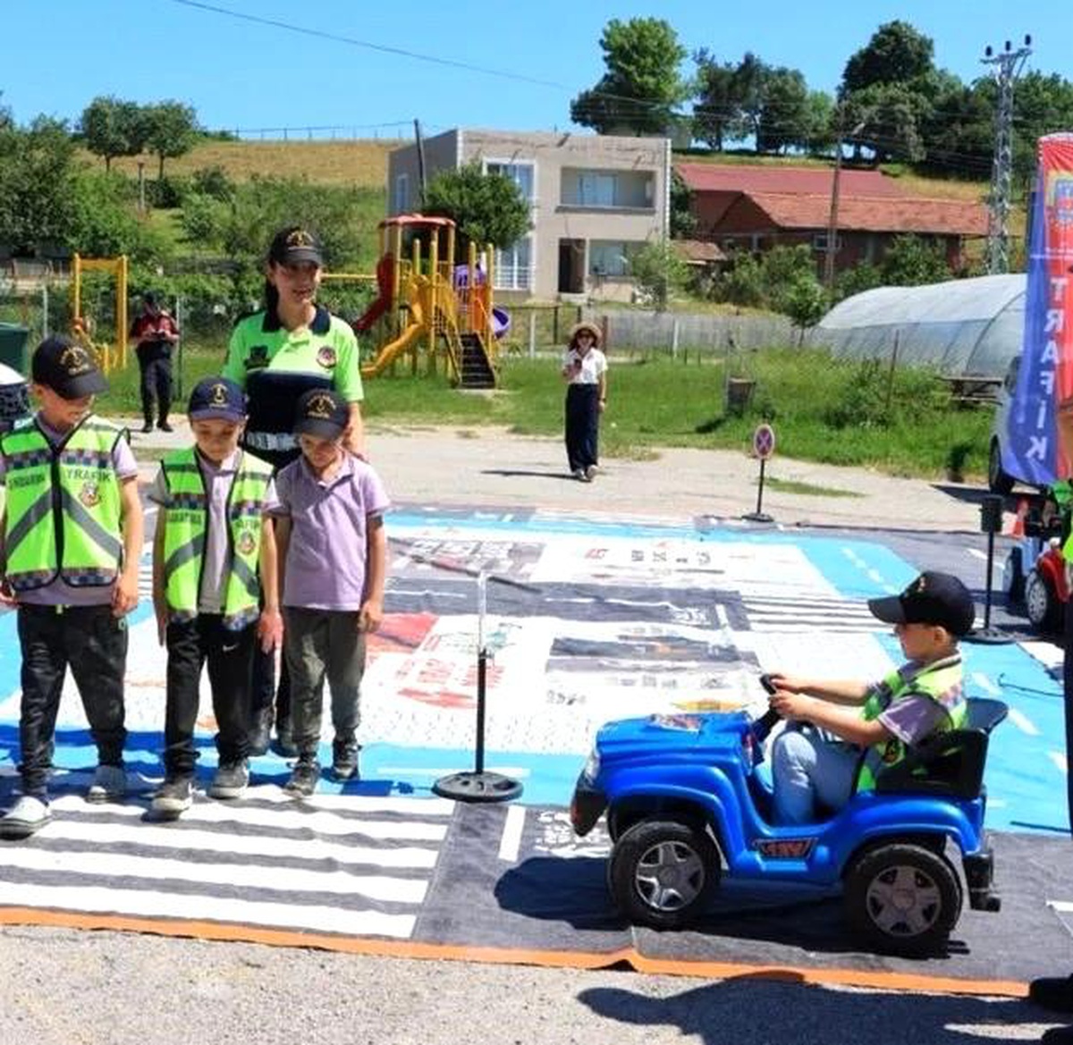 Sinop\'ta Trafik Bilinci Eğitimi