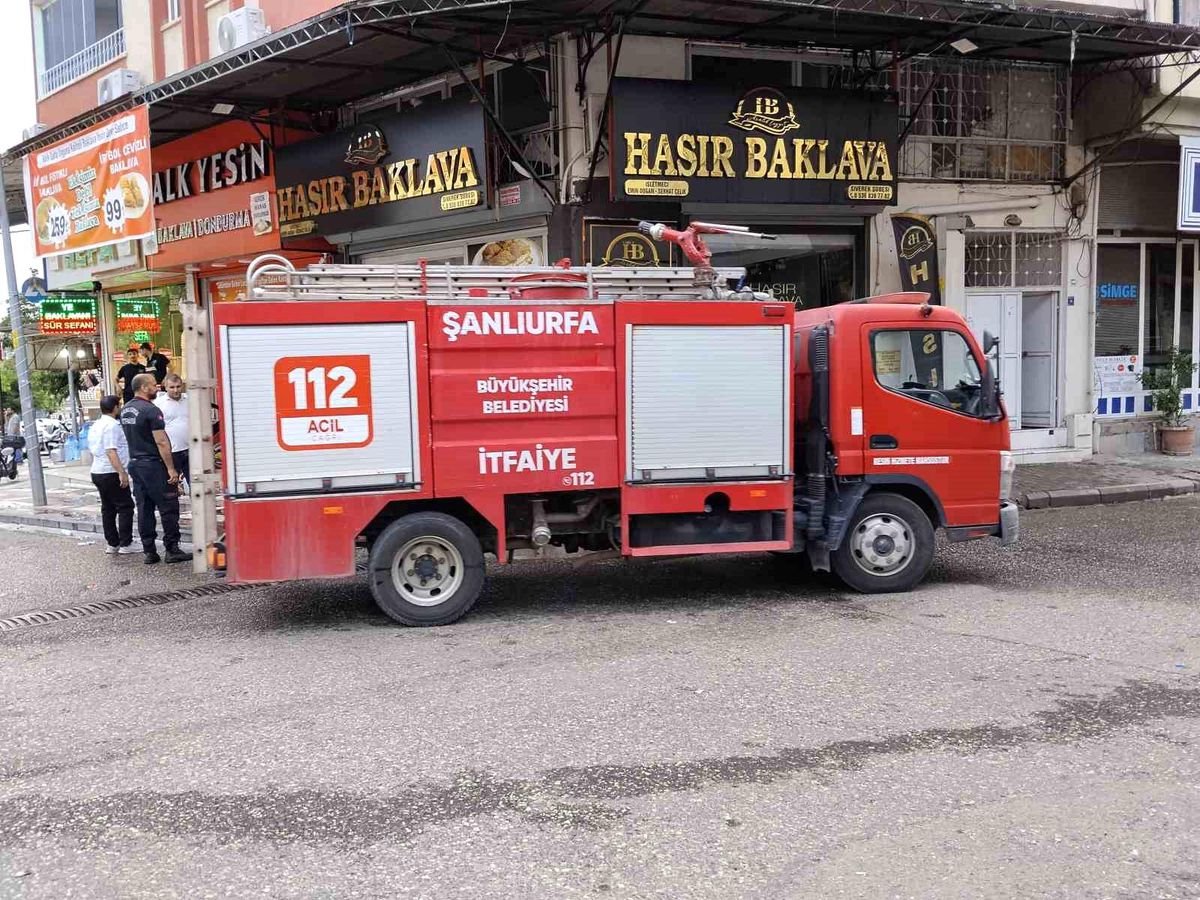 Siverek\'te Mutfakta Yangın Paniği