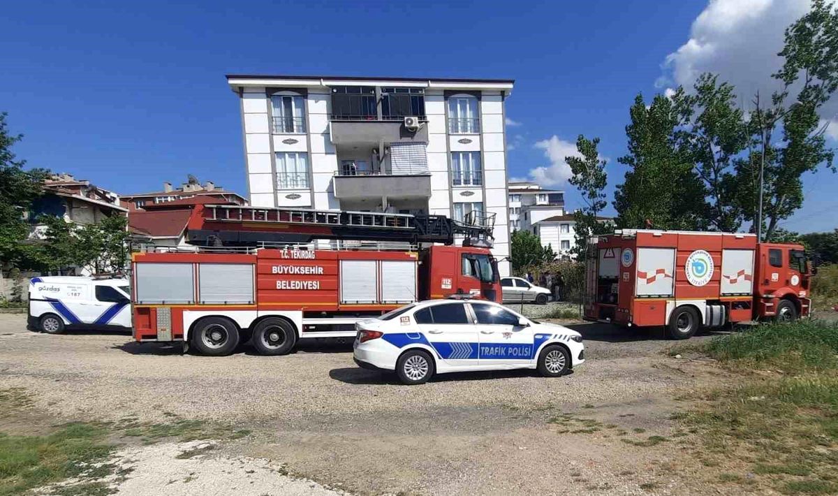 Tekirdağ\'da Ev Yangını Kontrol Altına Alındı