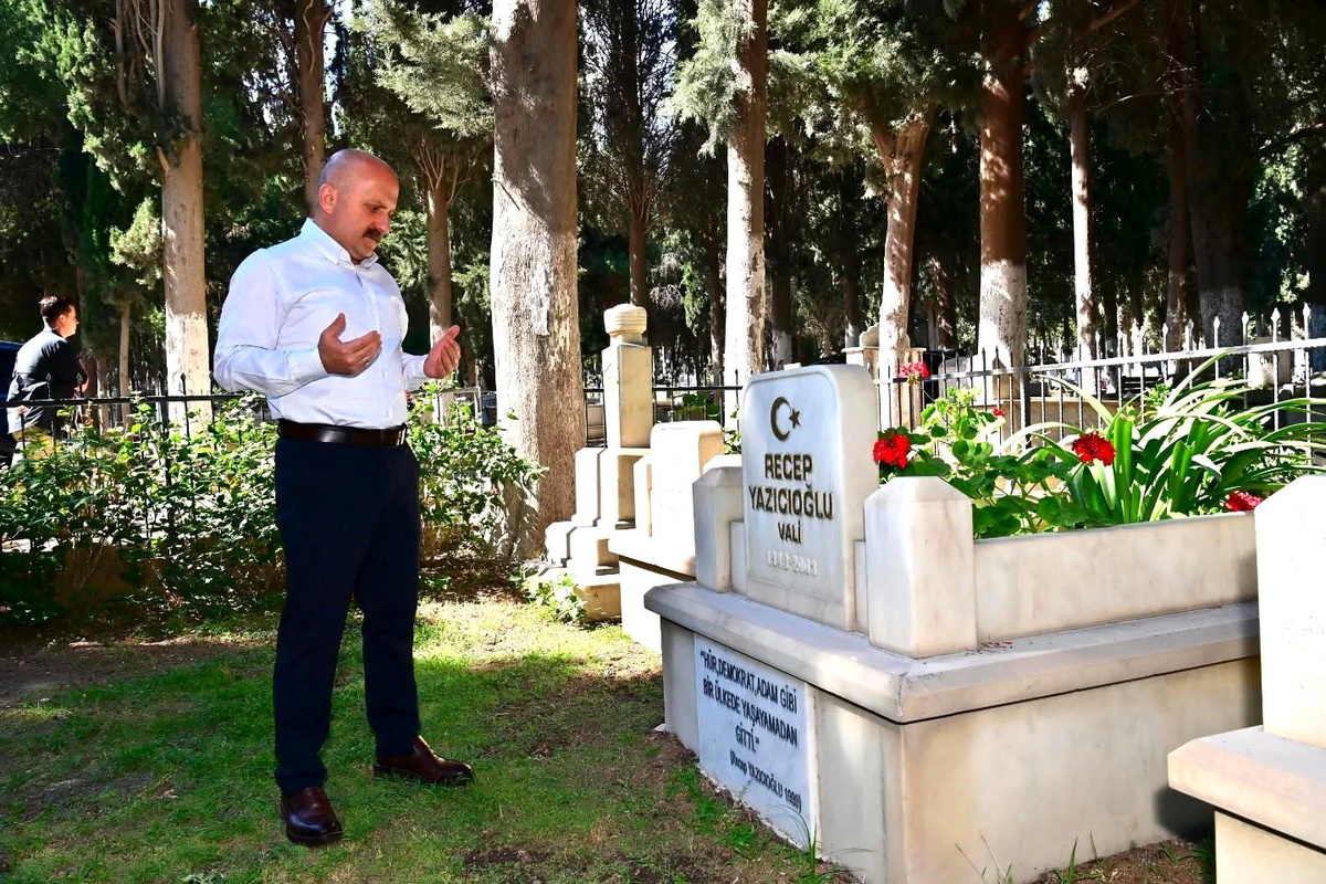 Vali Varol, \'Süper Vali\' Yazıcıoğlu\'nu Ziyaret Etti