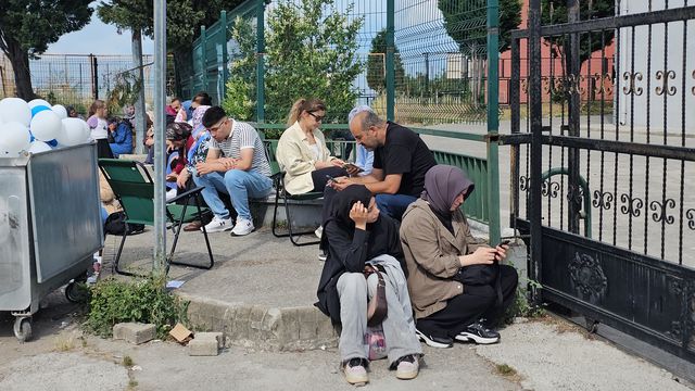 Kimlik Krizi! Sadece 4 Dakika Kaldı