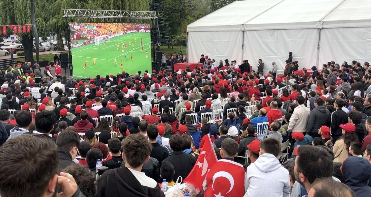 Bolu\'da Dünya Kupası Coşkusu