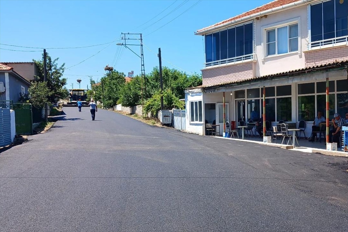 Edirne\'de Köy Yolları Asfaltlanıyor