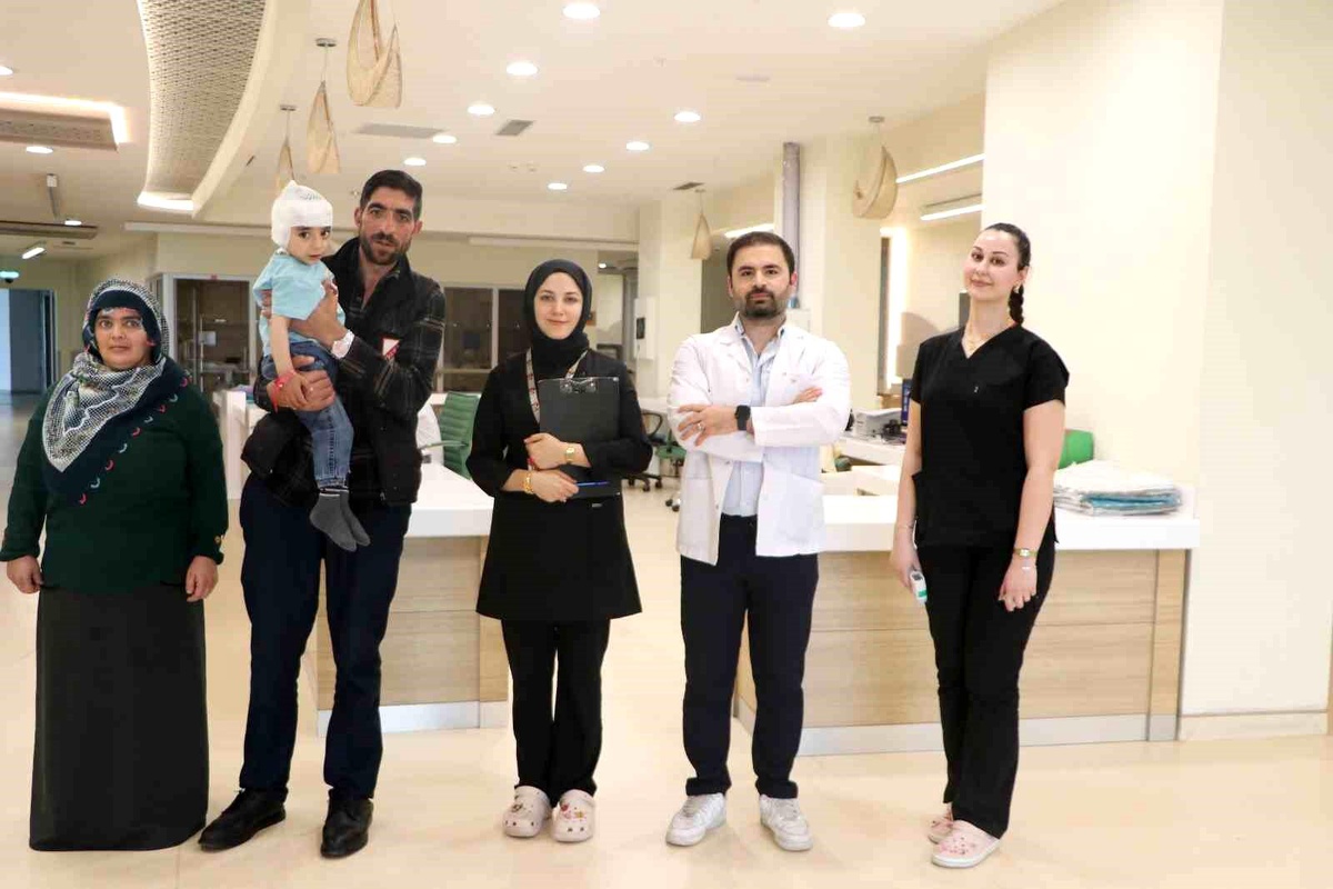 Erzurum\'da Biyonik Kulak Ameliyatı Başarıyla Yapıldı