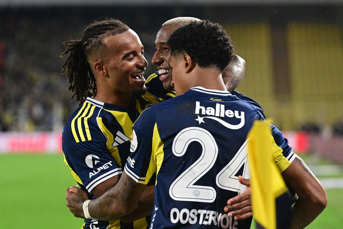 Fenerbahçe\'ye 3 oyuncudan 45 milyon Euro