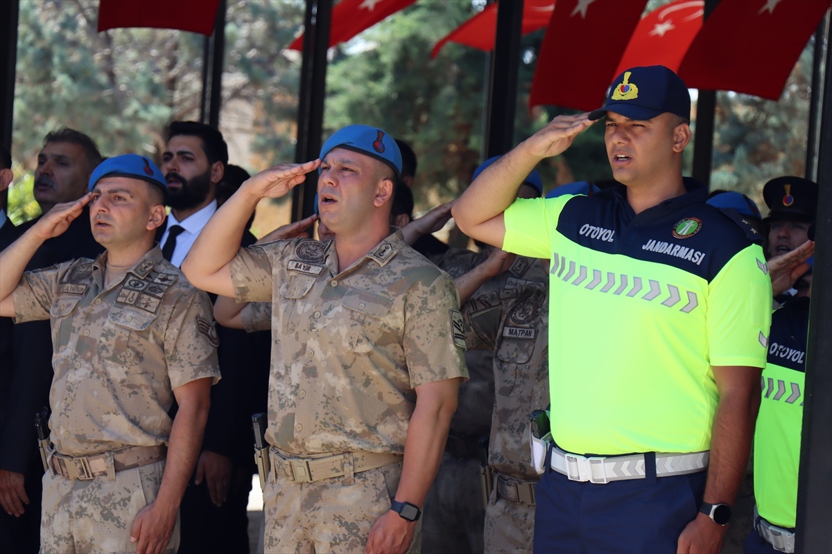 Gaziantep, Şanlıurfa ve Kilis\'te Jandarma\'nın 187. yılı kutlandı