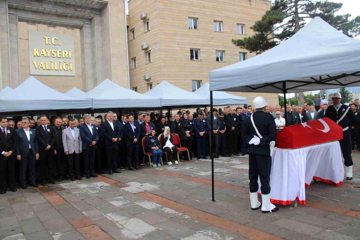 Hayatını kaybeden Vali Yardımcısı Esmer için tören düzenlendi