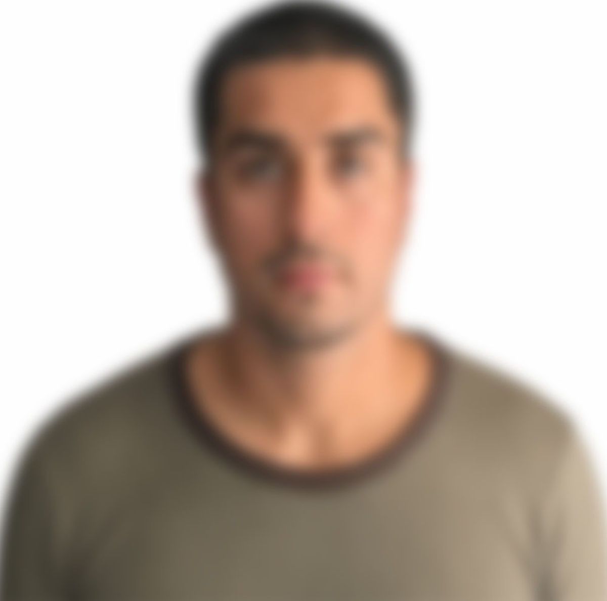 Interpol\'ün Aradığı İranlı Havalimanında Yakalandı
