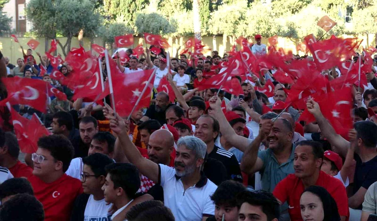 Antalya\'da Dünya Kupası Coşkusu