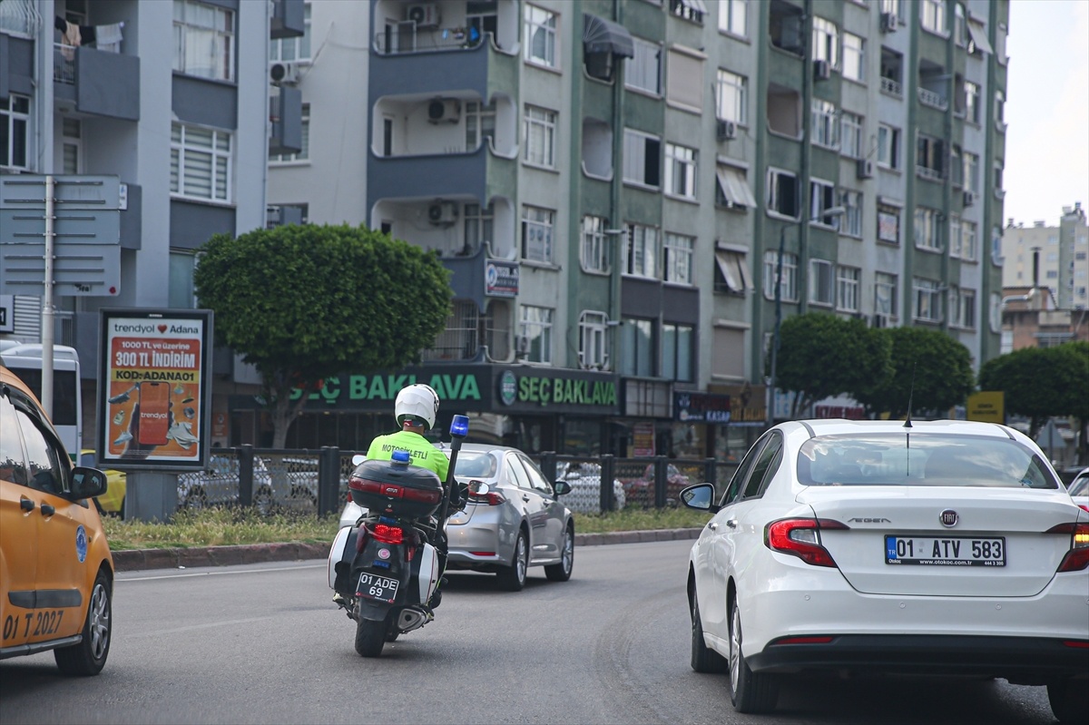 Adana\'da Motosikletli Acil Ekipler Hızla Ulaşıyor