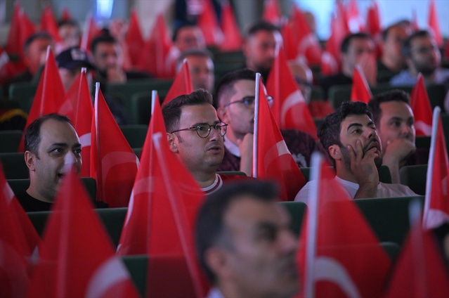 Türkiye Avustralya Maçını Hastanede İzledi