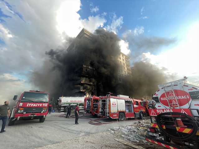 Şanlıurfa’da Apartman Yangını