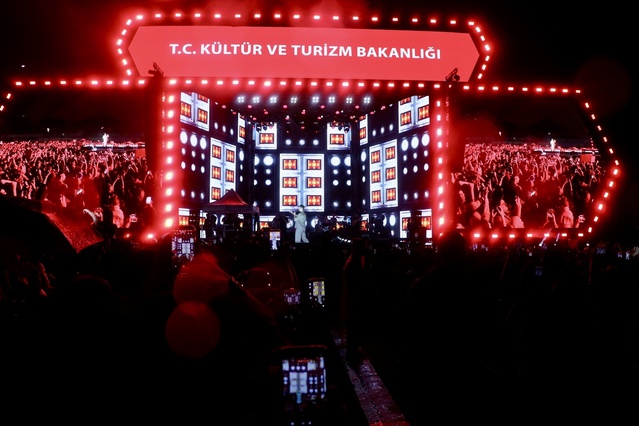 Trabzon Kültür Yolu Festivali Murat Boz Konseriyle Sona Erdi