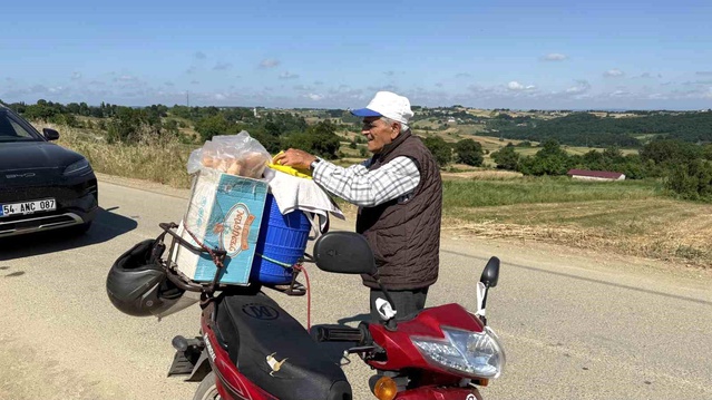 56 Yıldır Seyyar Dondurmacılık Yapıyor