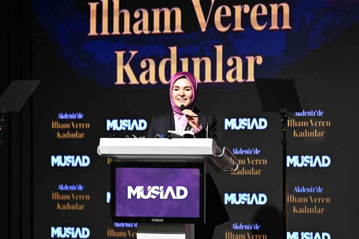 Bakan Göktaş: Kadın milletvekili oranı yüzde 4\'ten 20\'ye yükseldi