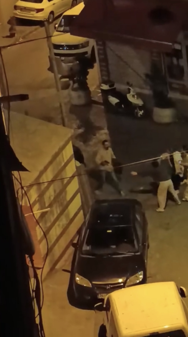 Beyoğlu'nda uzaklaştırma kararı aldıran eski sevgilisinin babasını silahla vurdu