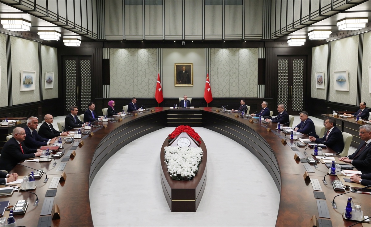 Kabine, Erdoğan başkanlığında toplandı