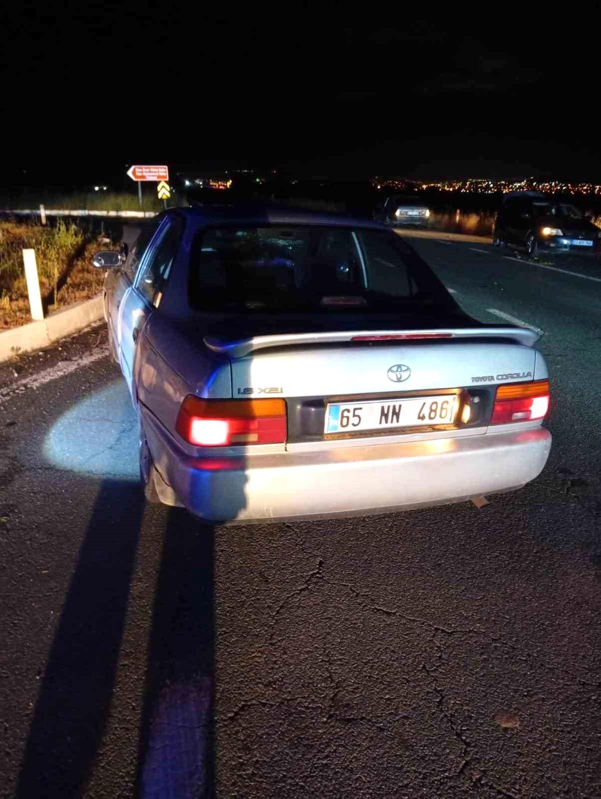 Elazığ\'da iki otomobil çarpıştı: 3 yaralı