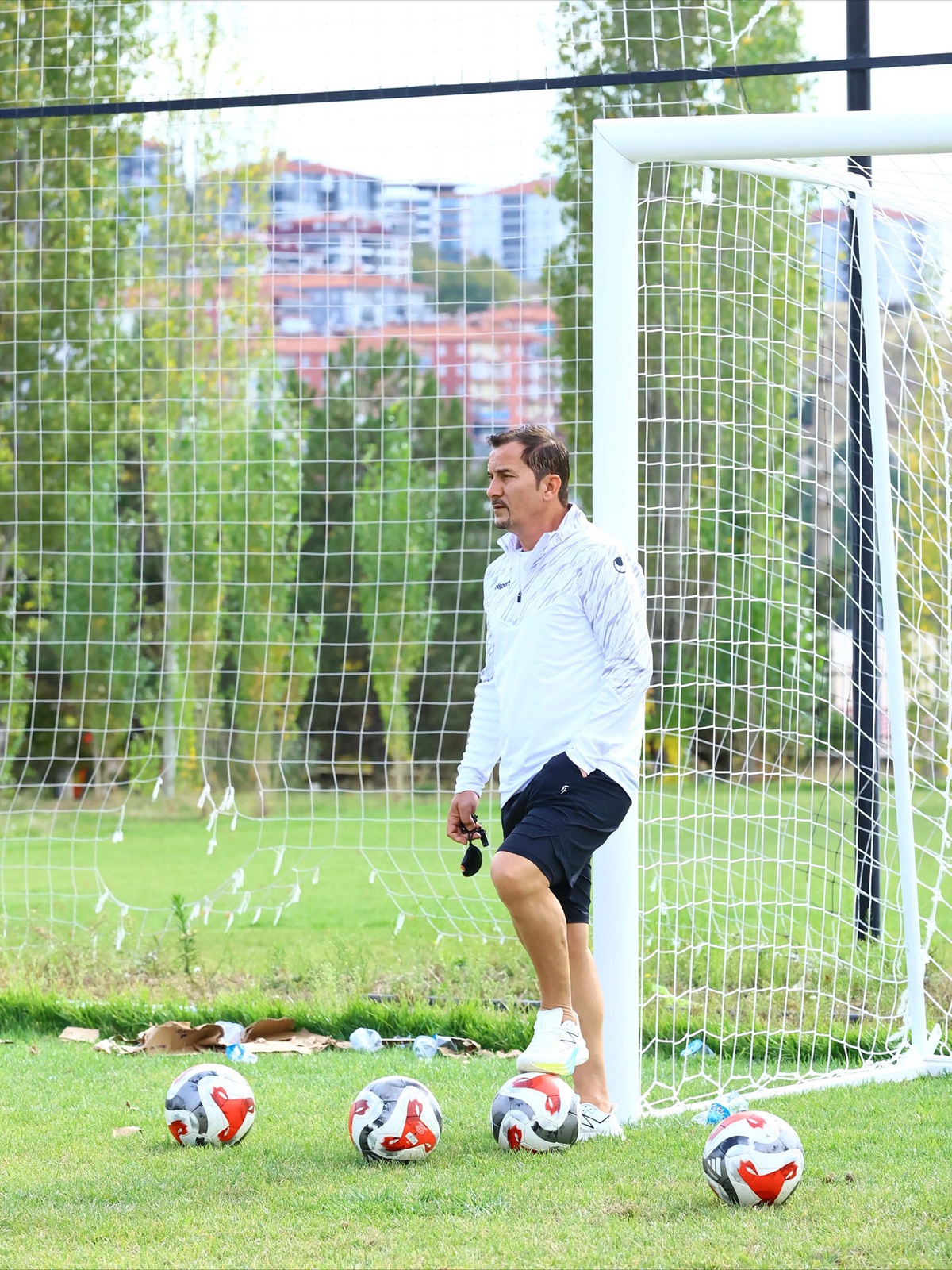 Uşakspor\'da Ergün Penbe ile Anlaşma