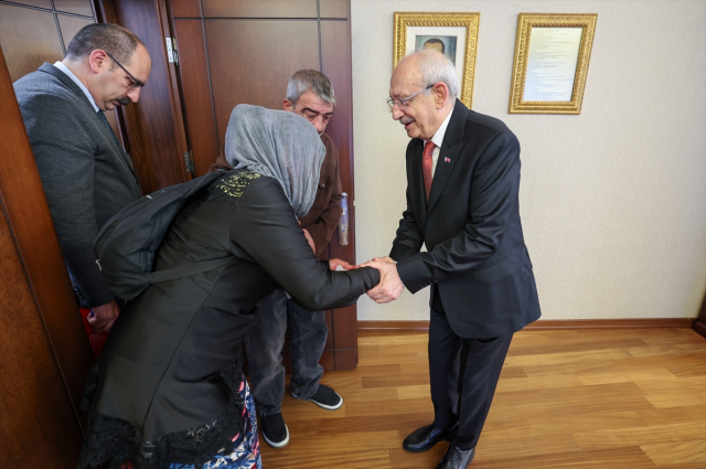 Eski yönetim şikayetçi olmuştu, Kılıçdaroğlu genel merkezde ağırladı