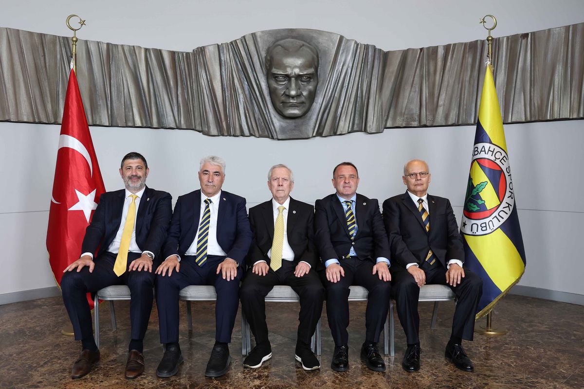 Fenerbahçe\'de Yeni Görev Dağılımı