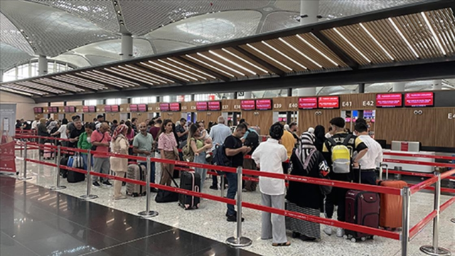 İnsan kaçakçısı İstanbul Havalimanı'nda yakalandı