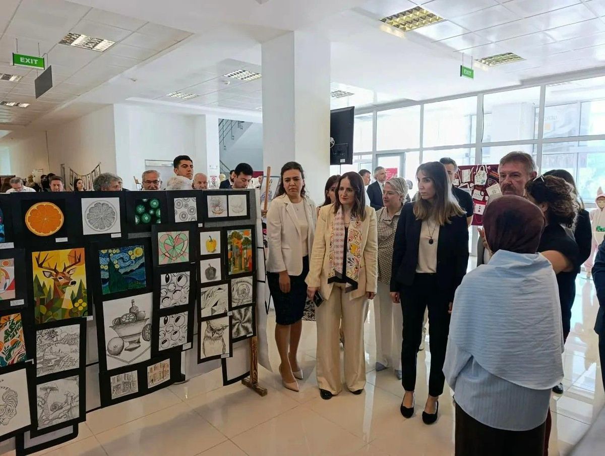 Gerze\'den Yavaş Moda Sergisi