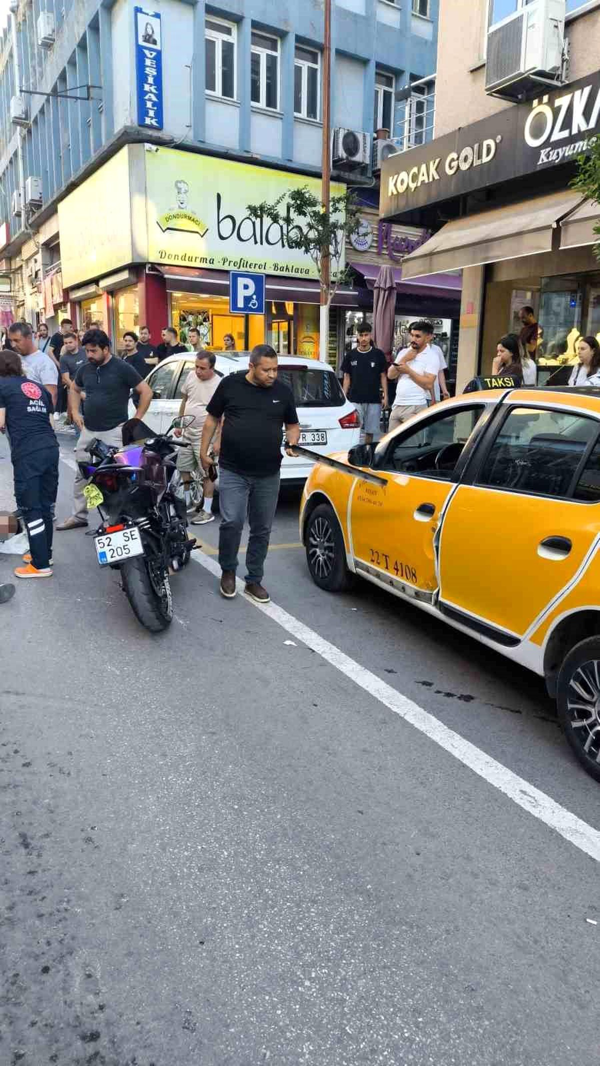 Edirne\'de Motosiklet Kazası: Bir Yaralı