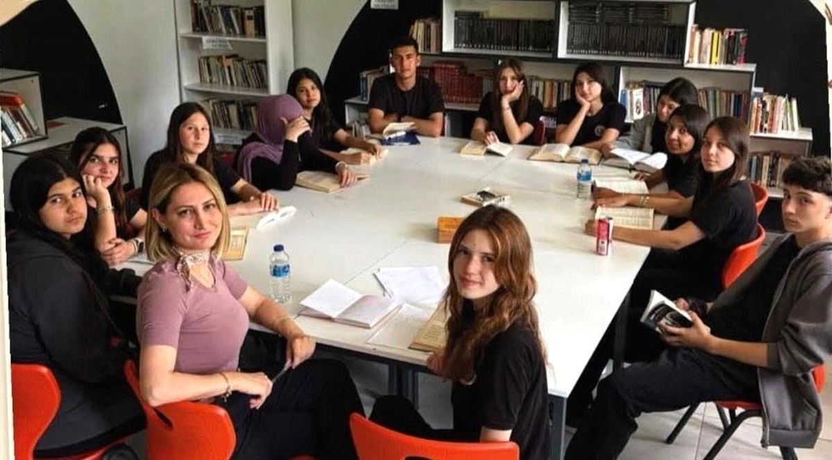 Köyceğiz Lisesi, Dijital Dergi Yarışmasında Birinci Oldu