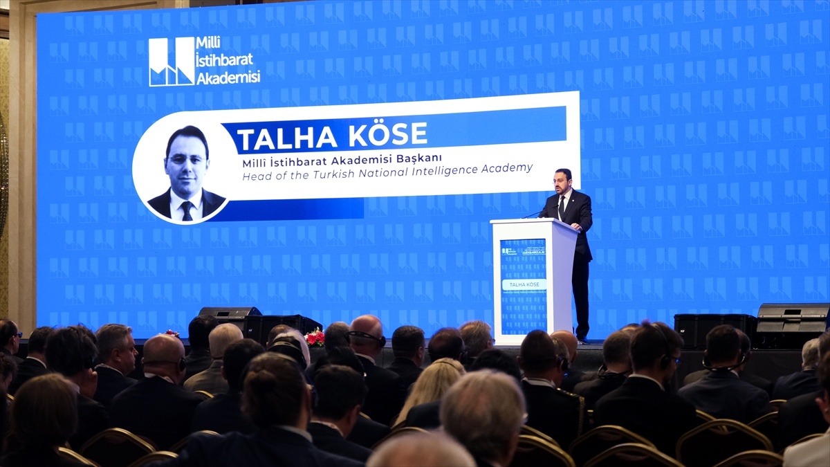 Yeni Güvenlik Paradigması ve İstihbaratın Rolü