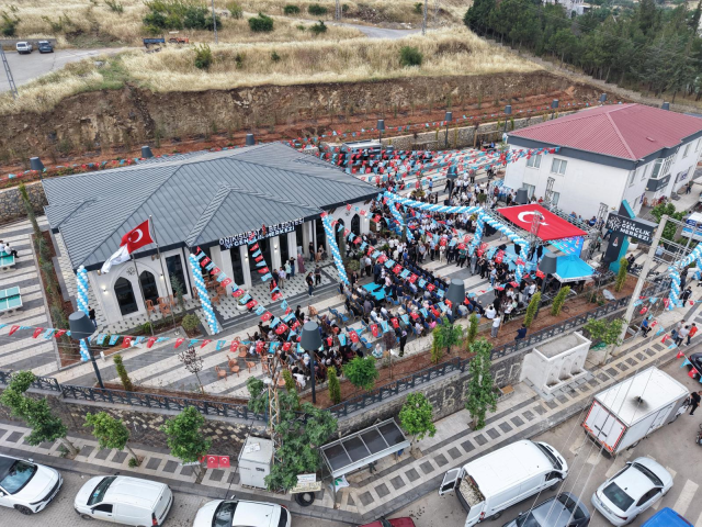 Onikişubat'ta Kale Gençlik Merkezi törenle hizmete açıldı