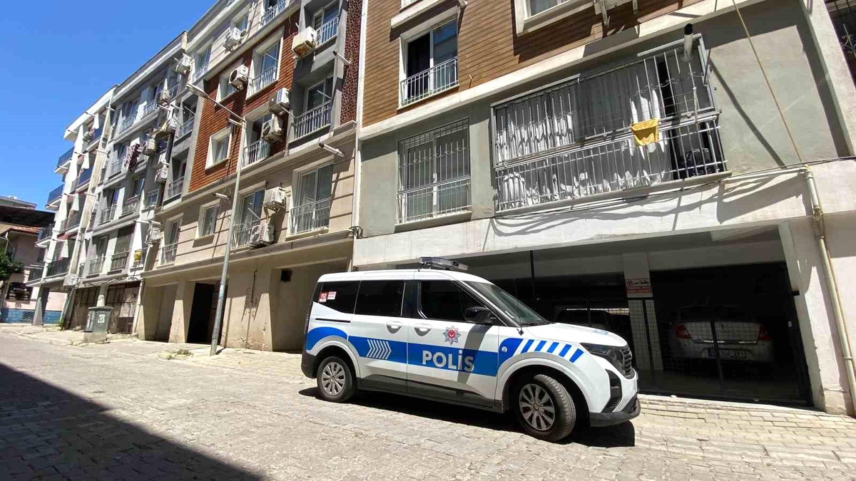 93 Yaşındaki Kadın Evde Ölü Bulundu