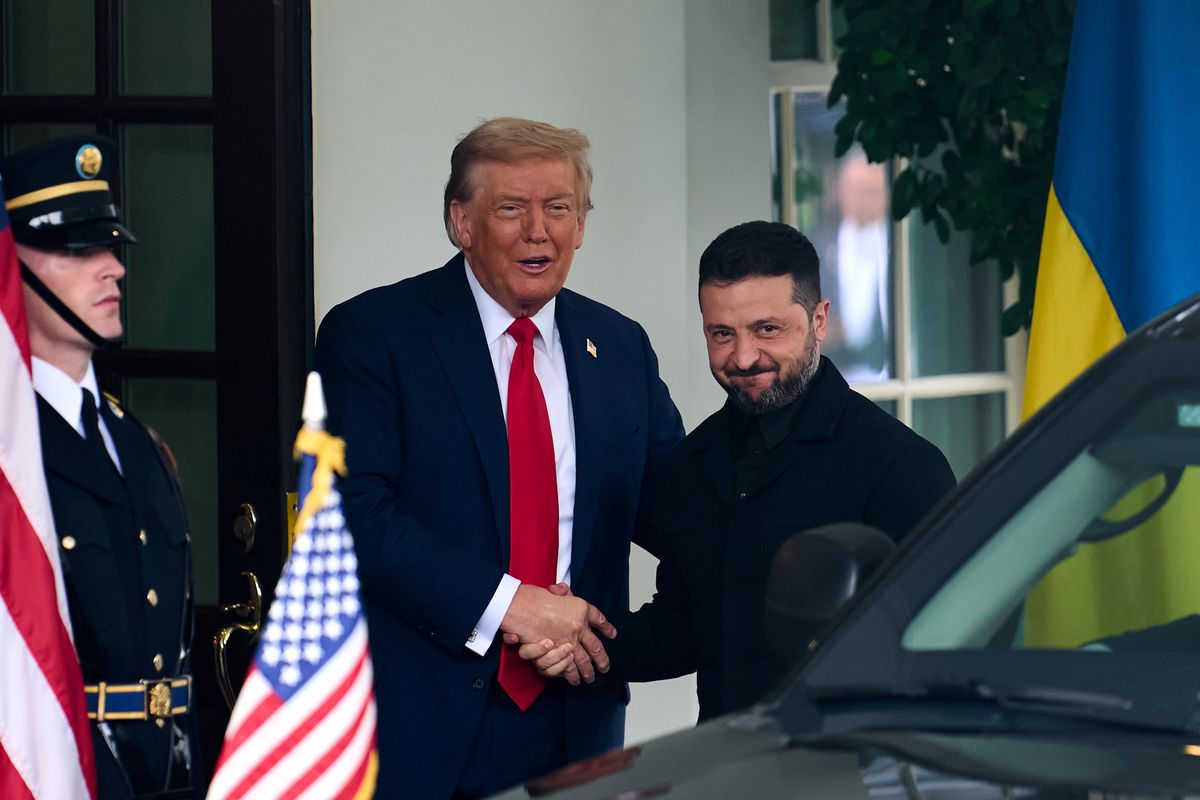 Zelenskiy ve Trump\'tan Barış Görüşmeleri