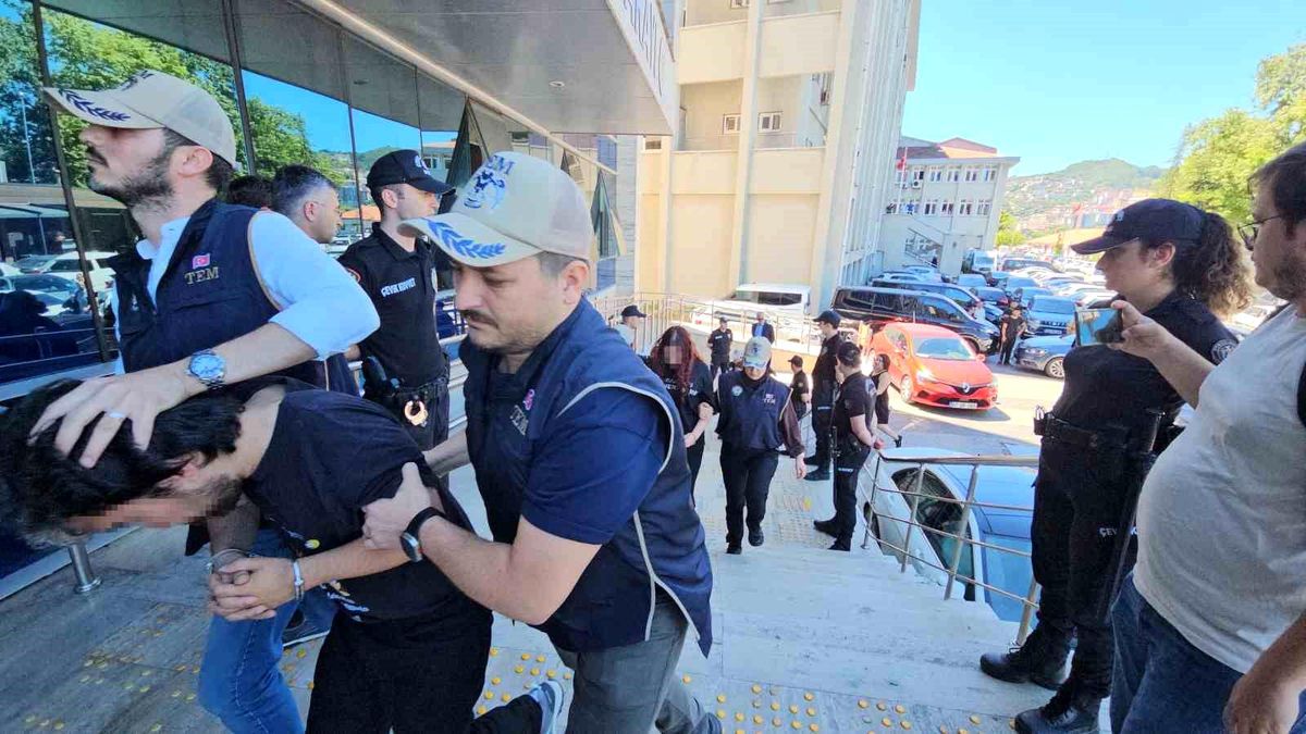 Zonguldak\'ta Terör Operasyonu: 3 Tutuklama