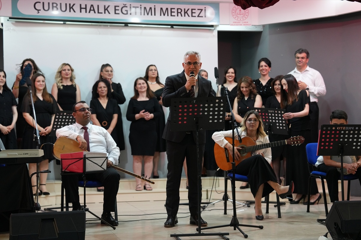 Çubuk\'ta Öğretmenler Korosu Konseri