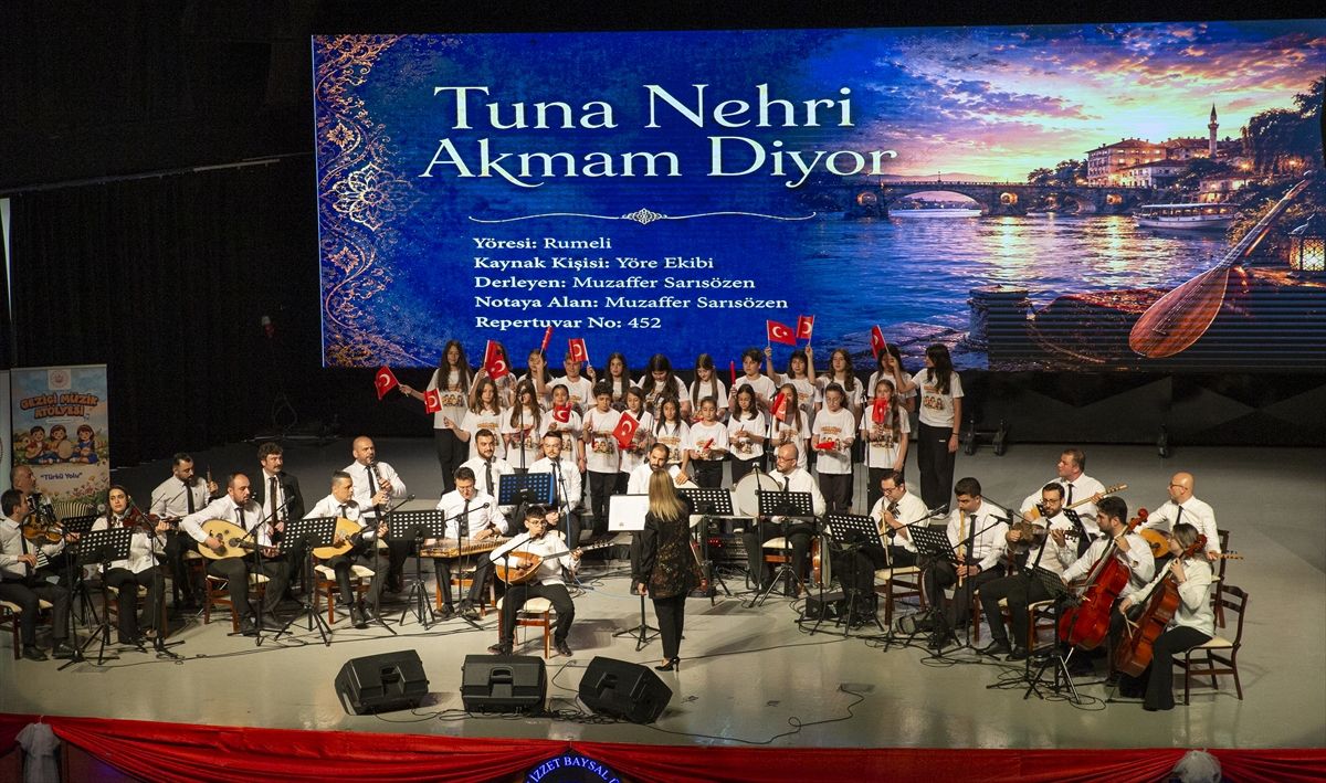 Bolu\'da \'Gezici Müzik Atölyesi\' Gala Programı