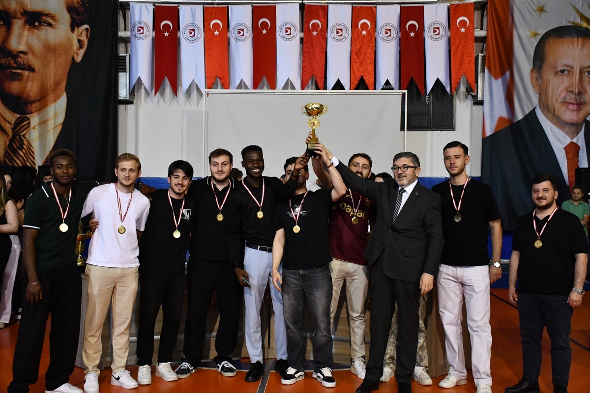 BŞEÜ Bahar Spor Müsabakaları Ödül Töreni