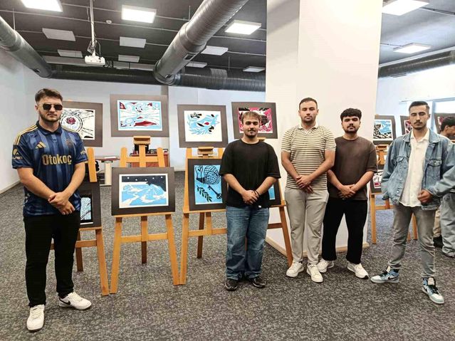 Özgün Baskı Sergisi Toplumsal Konuları Sanatla Birleştirdi