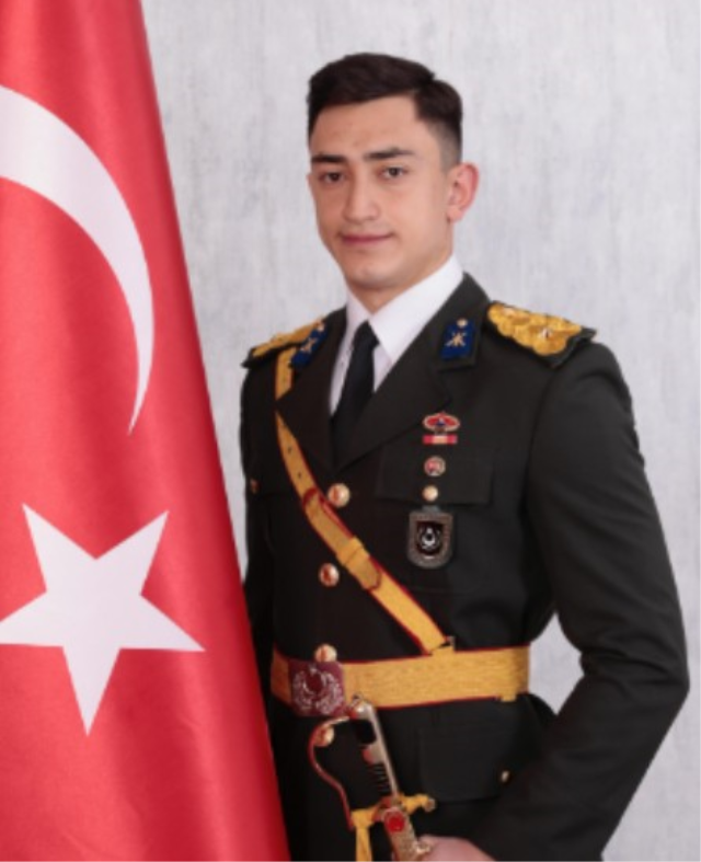 TSK'dan ihraç edilen teğmen, Vücut Geliştirme Şampiyonası'nda 2. oldu